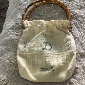 Elegant Cream Handbag with Bamboo Handle Vintage Handmade D Initial 🌸💞